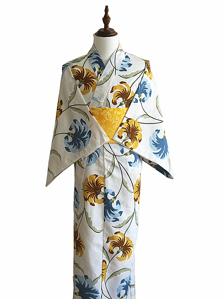 Japanese kimono yukata women's - огляд і ціна Japanese Women Formal Wear