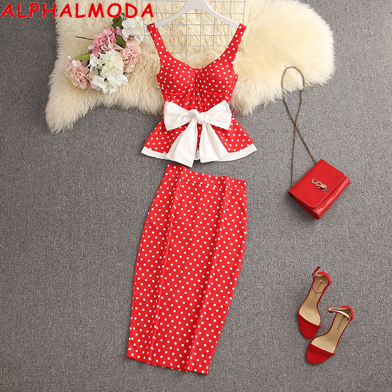 ALPHALMODA Women's Ruffled Swe - огляд і ціна Female Formal Wear