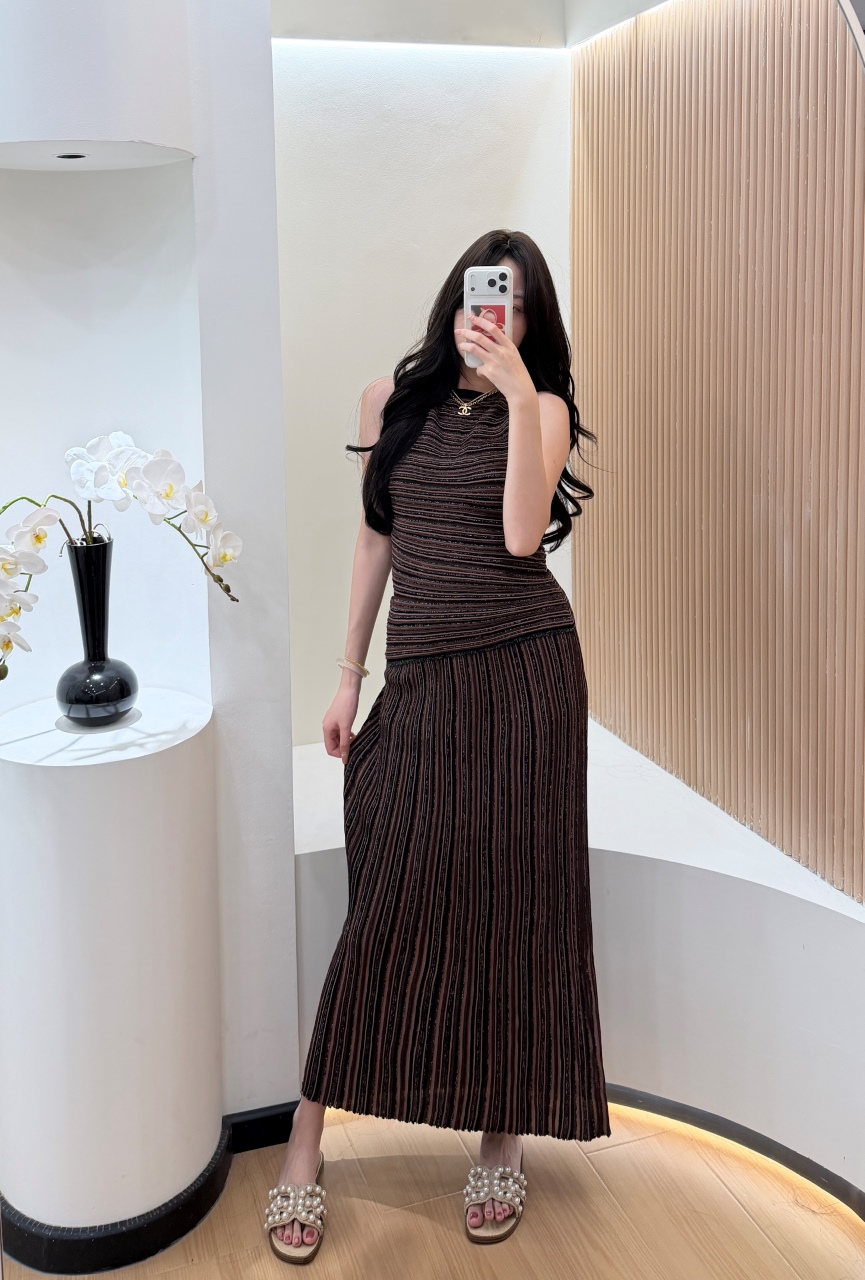 Striped Sequin 2-piece Women E - огляд і ціна Female Formal Wear
